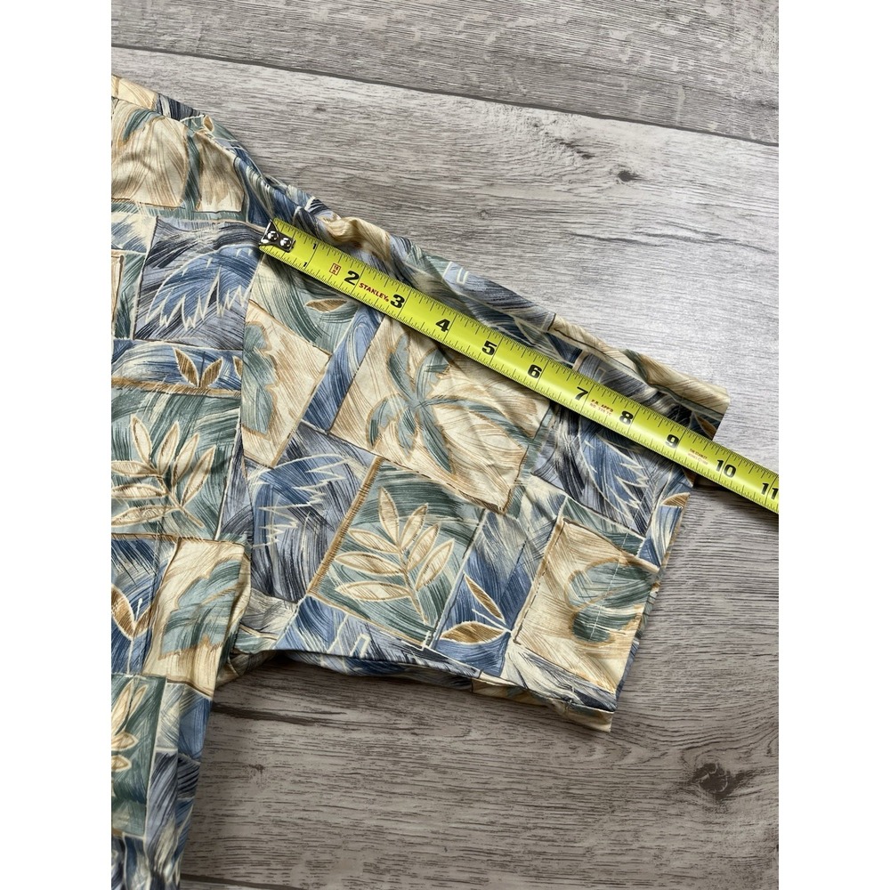 Tori Richard Vintage Hawaiian Shirt Mens Small Cotton Lawn Floral Palm Made USA - Picture 9 of 11